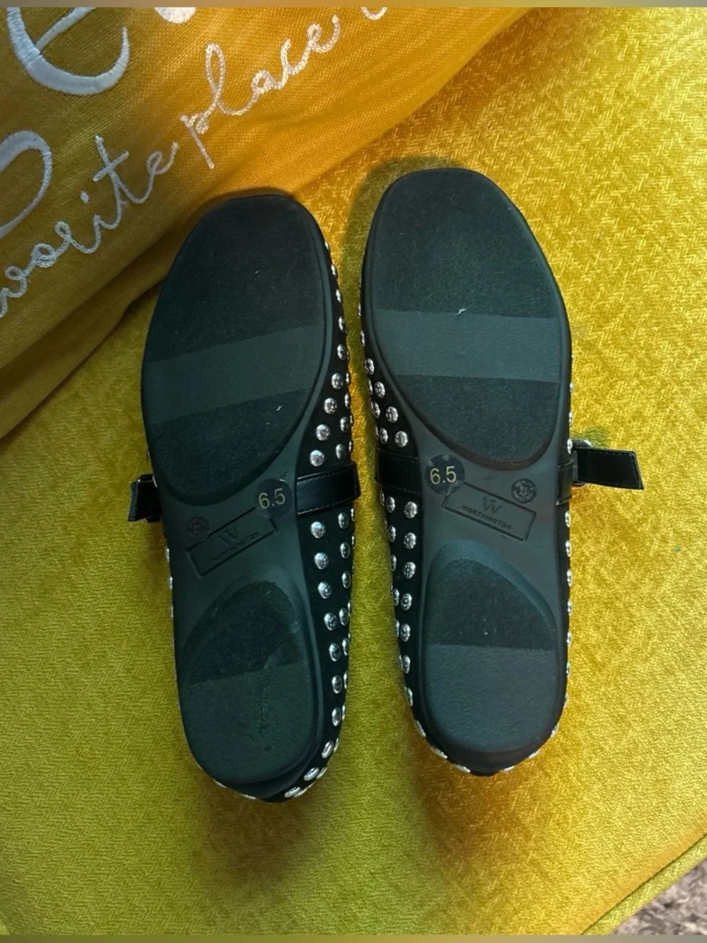 N/A stylish black